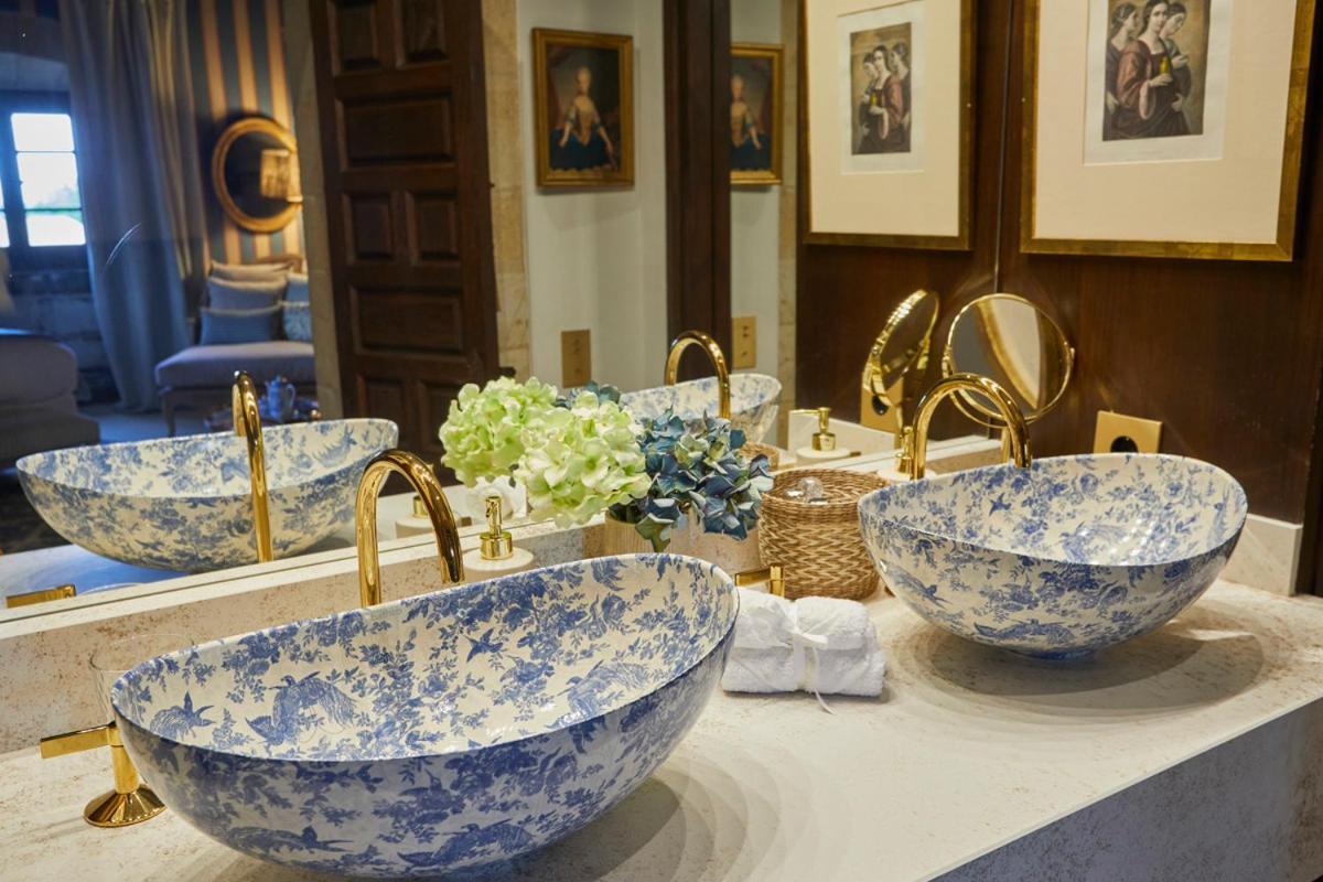 Helguera Palacio Boutique & Antique Vargas Екстериор снимка